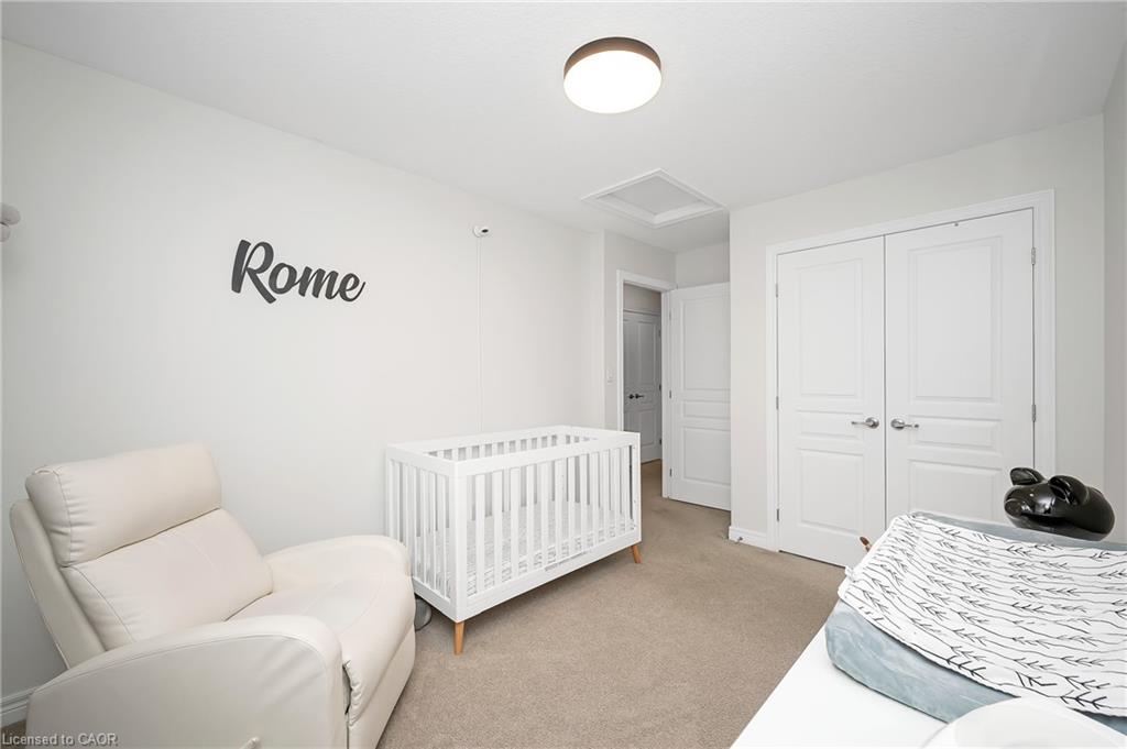 69 Escarpment Drive Property Photo 45