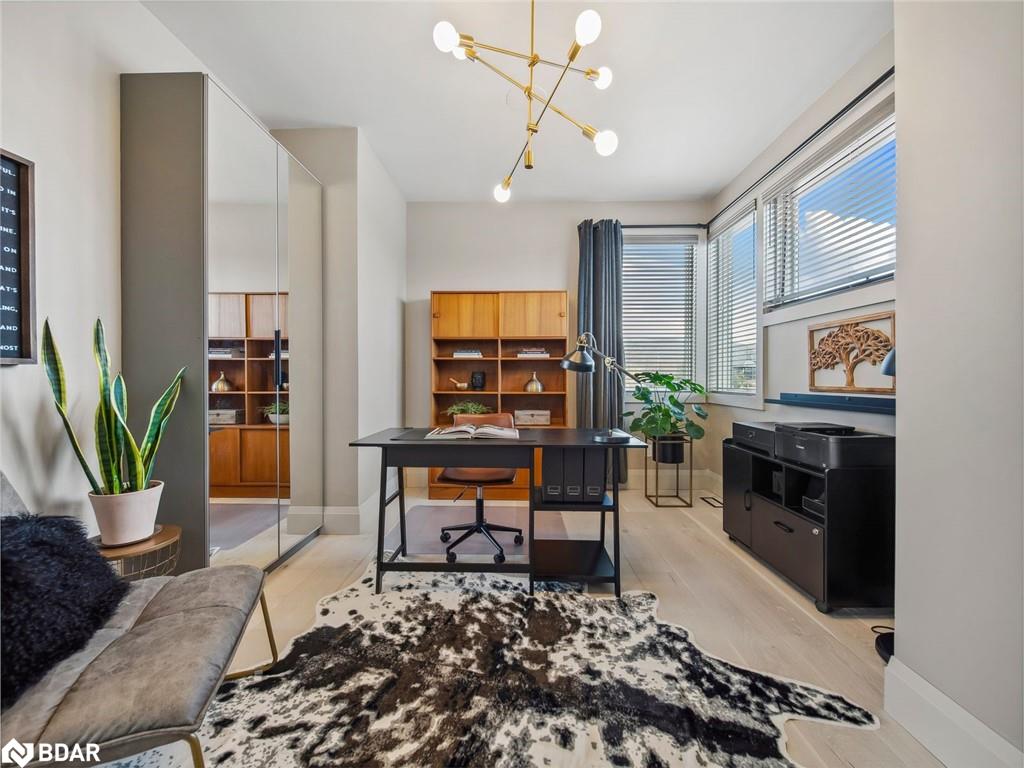 7 Meadowlark Way Property Photo 21