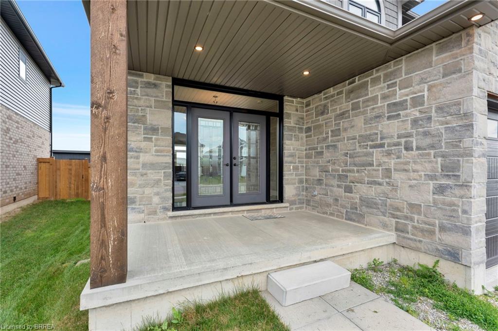 26 Mckeen Street Property Photo 2