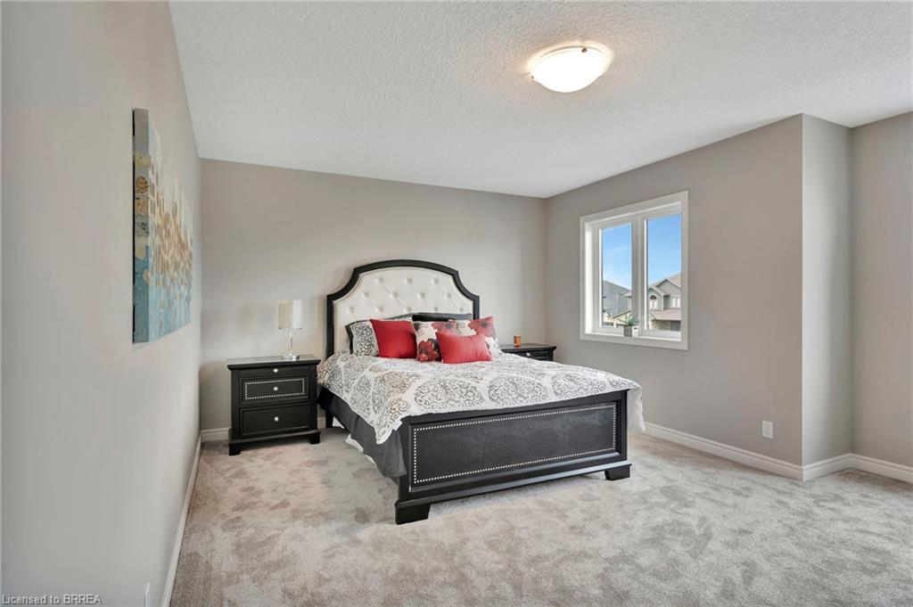 26 Mckeen Street Property Photo 10