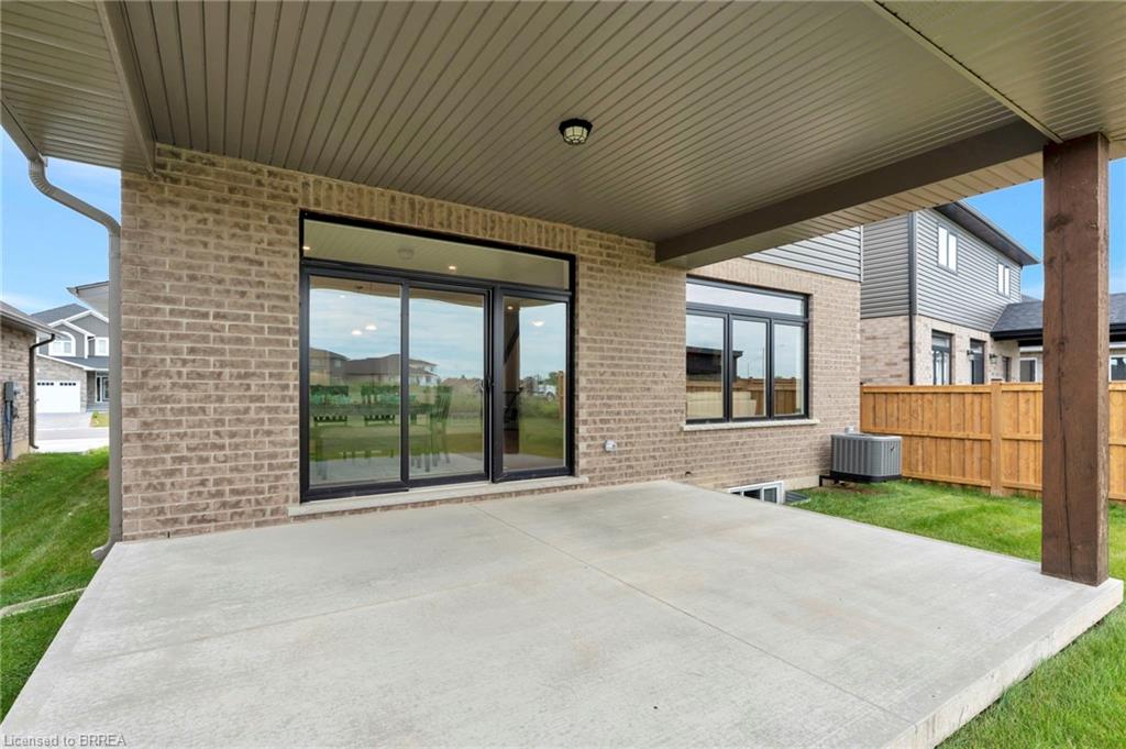 26 Mckeen Street Property Photo 16