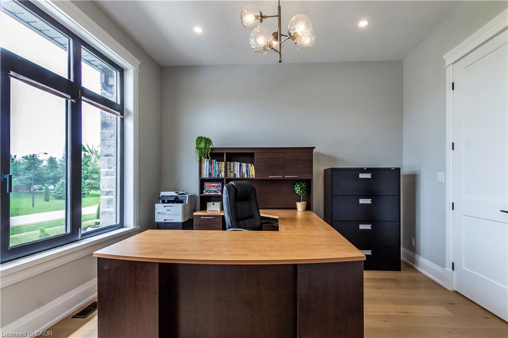 9-670 Bishopsgate Road Property Photo 15
