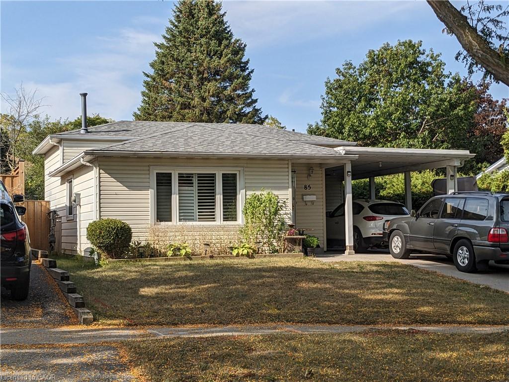 85 Christopher Drive Property Photo 1