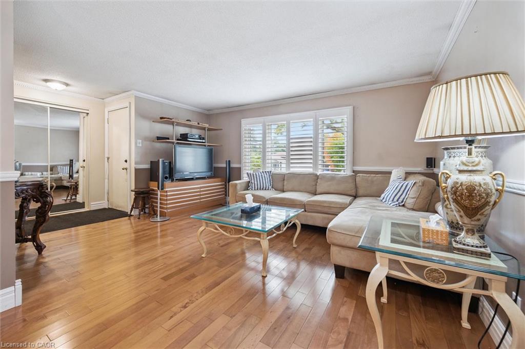 85 Christopher Drive Property Photo 9