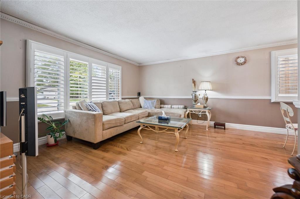 85 Christopher Drive Property Photo 11