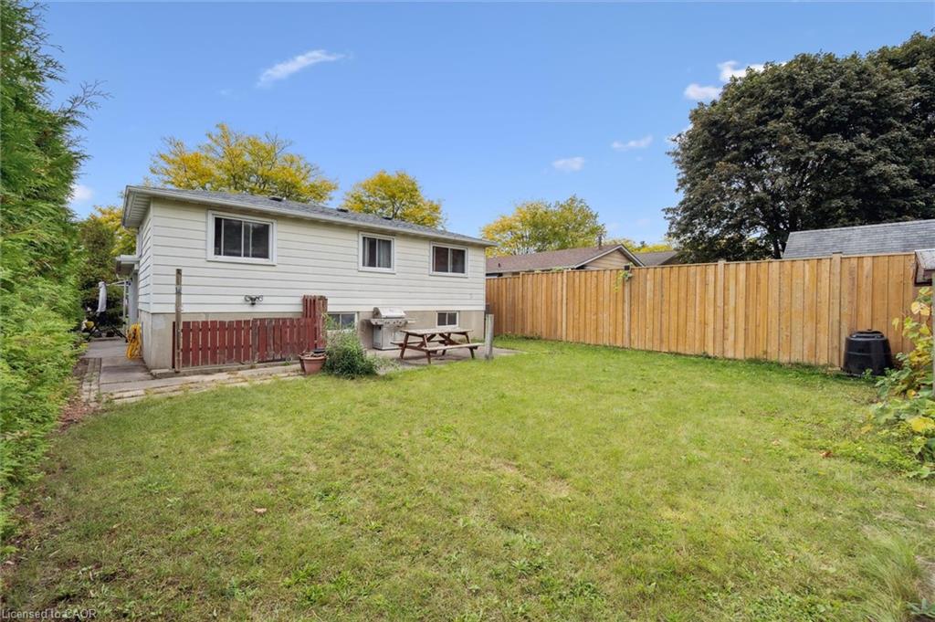 85 Christopher Drive Property Photo 39