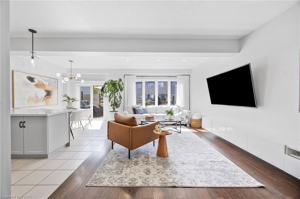 209 Echovalley Drive Property Photo 7