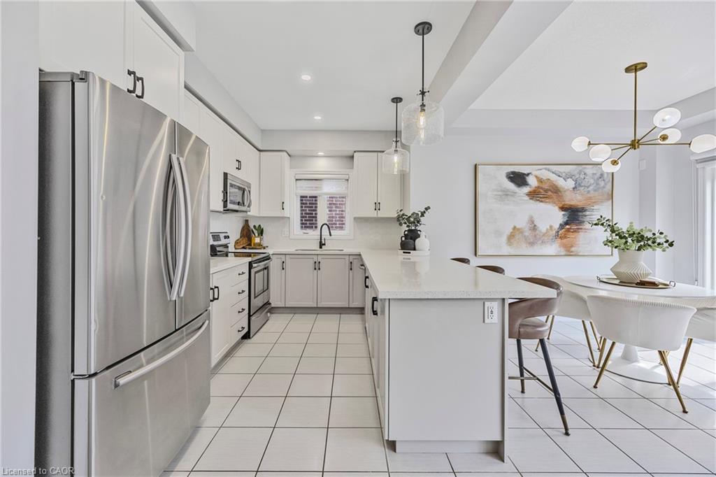 209 Echovalley Drive Property Photo 11