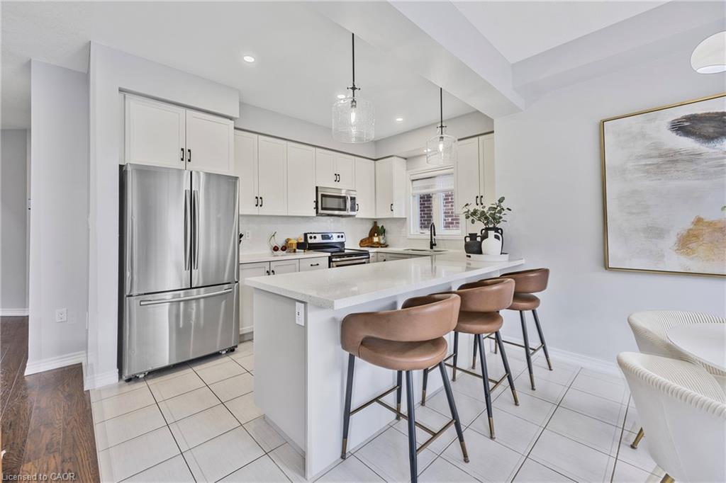 209 Echovalley Drive Property Photo 12