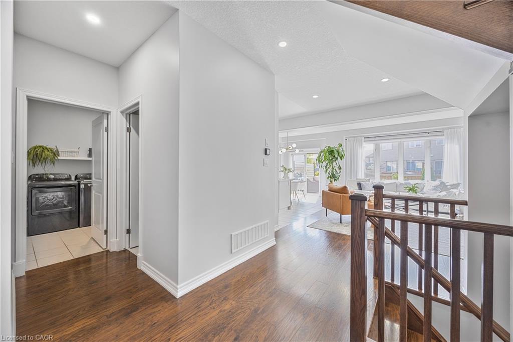 209 Echovalley Drive Property Photo 18