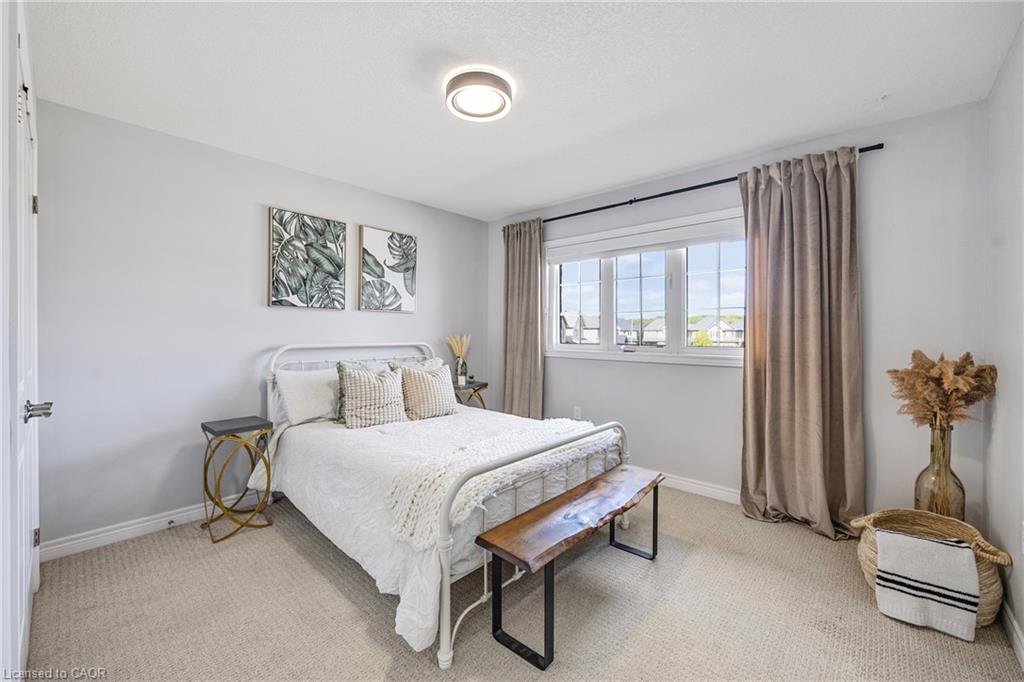 209 Echovalley Drive Property Photo 25