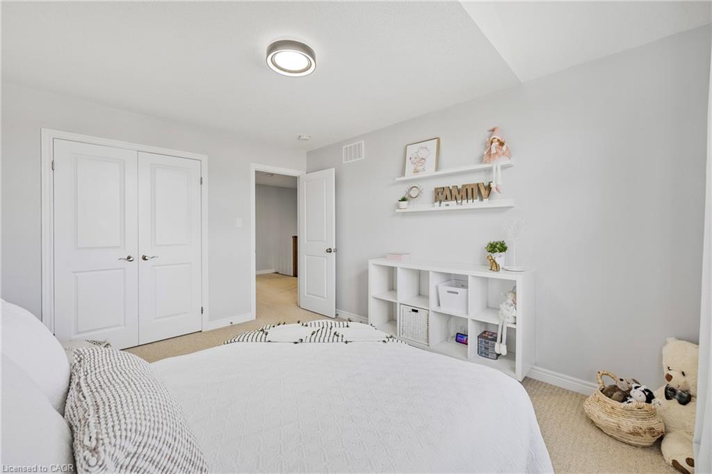 209 Echovalley Drive Property Photo 28