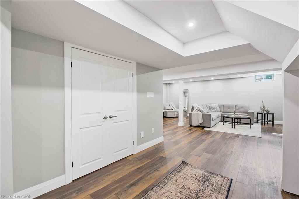 209 Echovalley Drive Property Photo 33