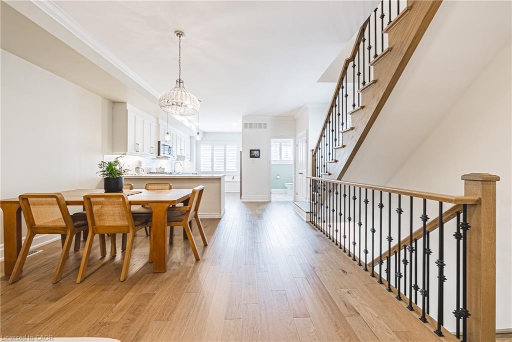 6-111 Wilson Street E Property Photo 4