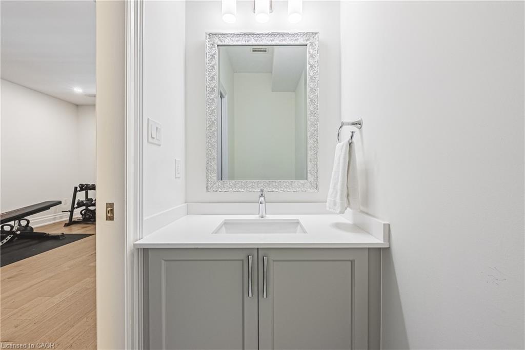 6-111 Wilson Street E Property Photo 30