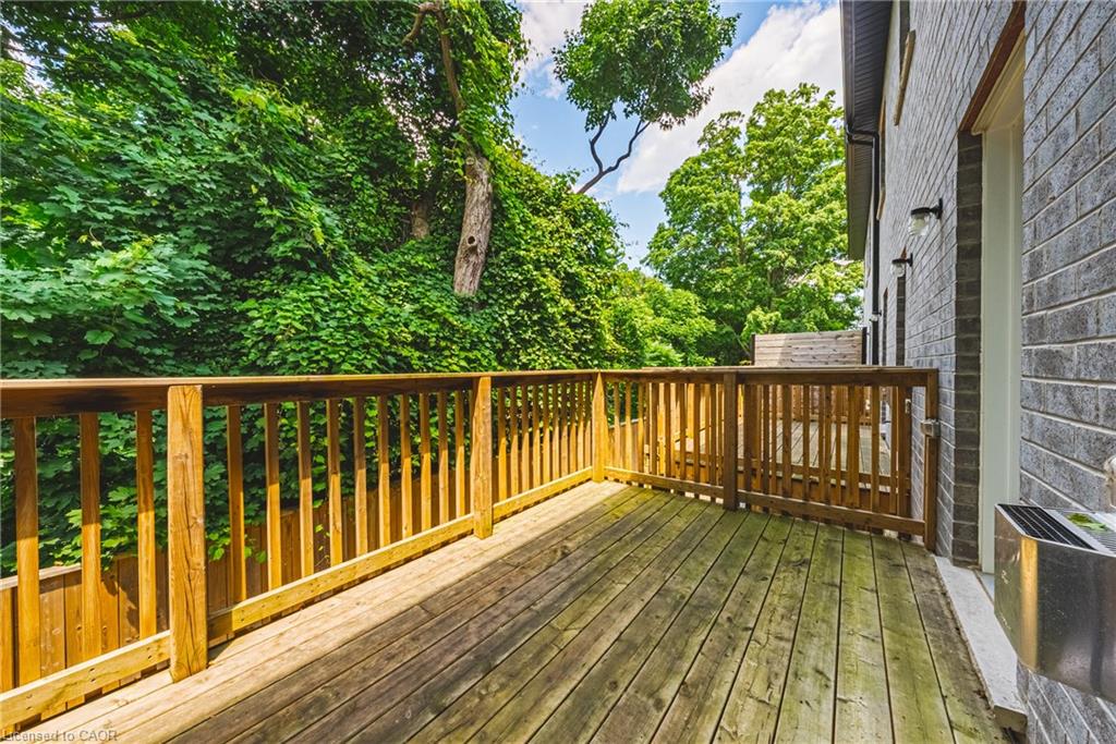 6-111 Wilson Street E Property Photo 31