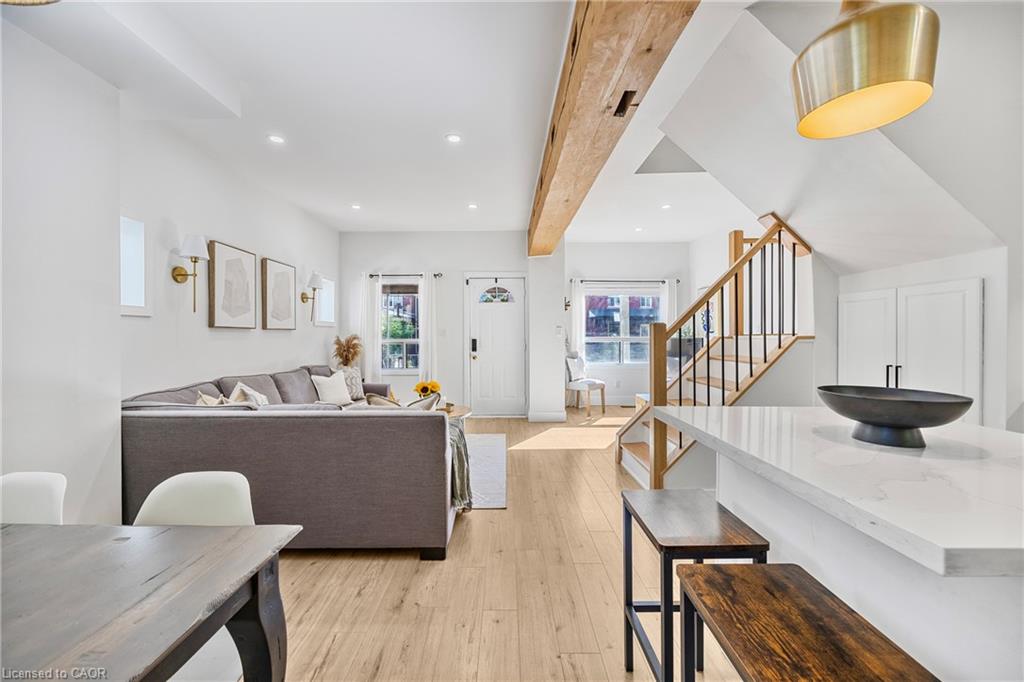 289 Cumberland Avenue Property Photo 6