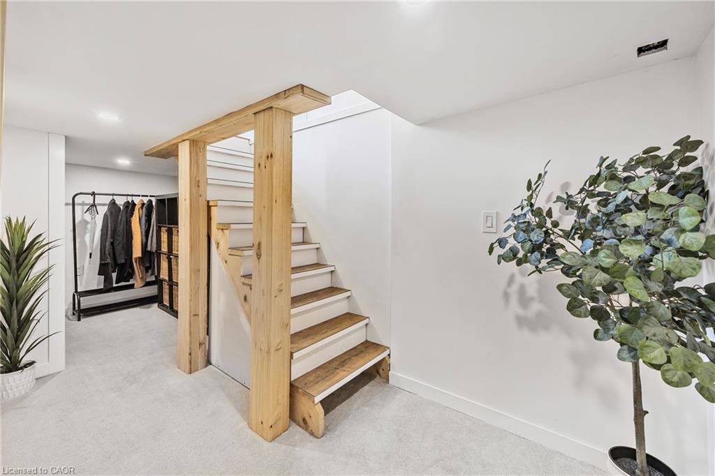 289 Cumberland Avenue Property Photo 22