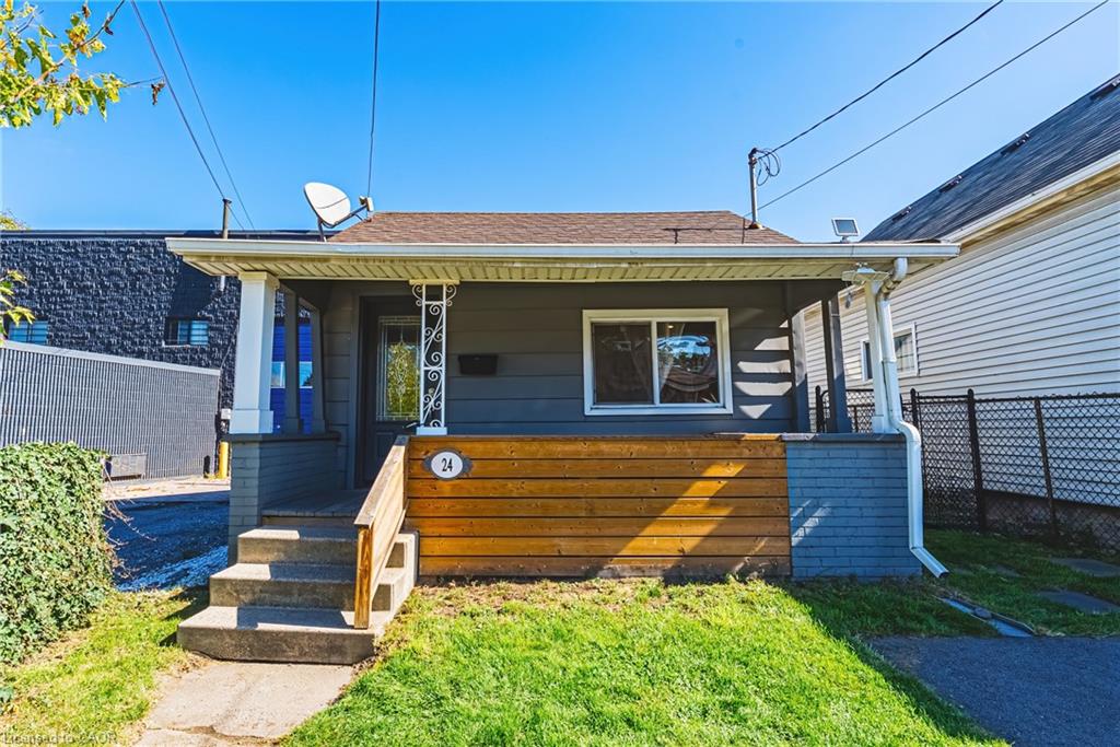 24 Rowanwood Street Property Photo 1