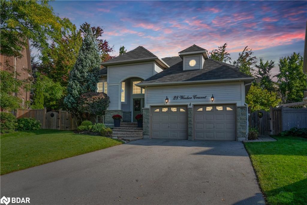 28 Windsor Crescent Property Photo 1