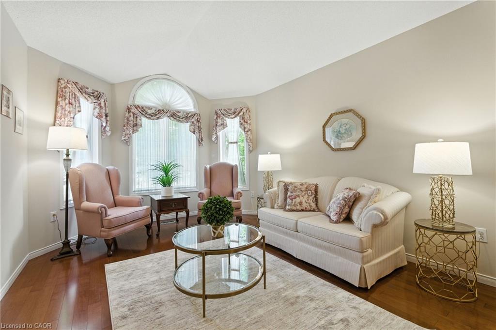 18 Naples Boulevard Property Photo 6