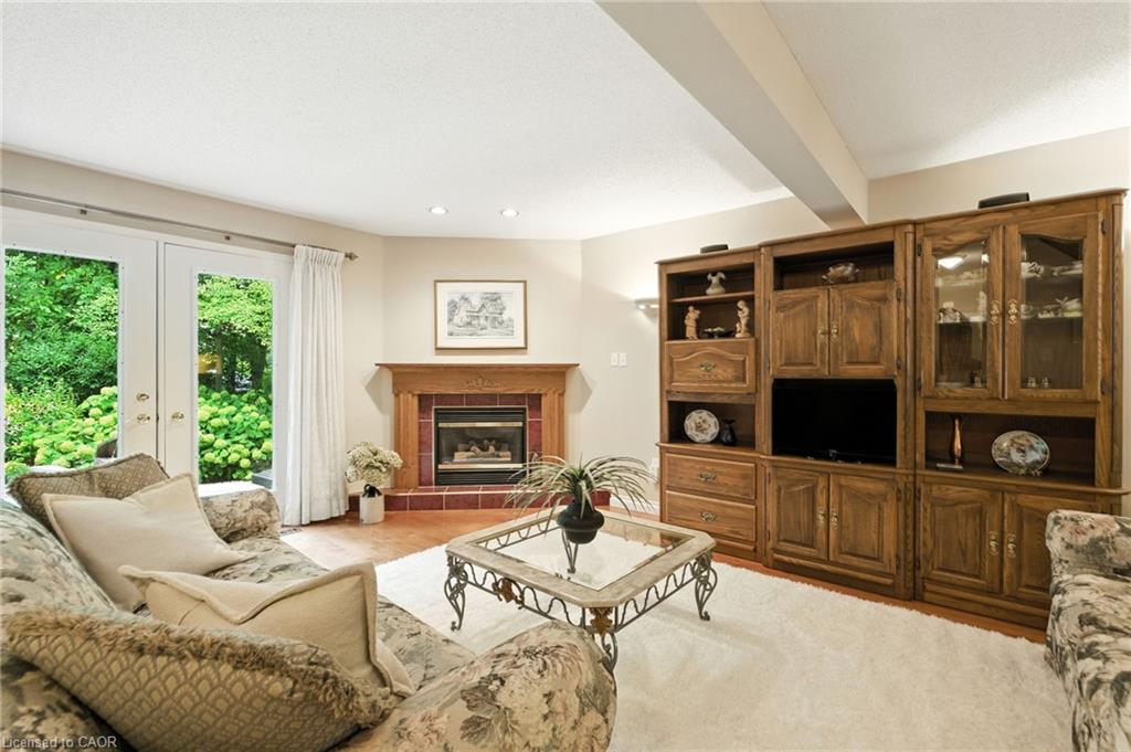 18 Naples Boulevard Property Photo 16