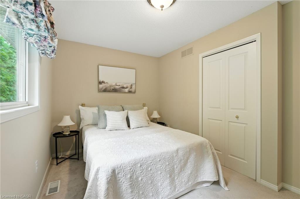 18 Naples Boulevard Property Photo 32