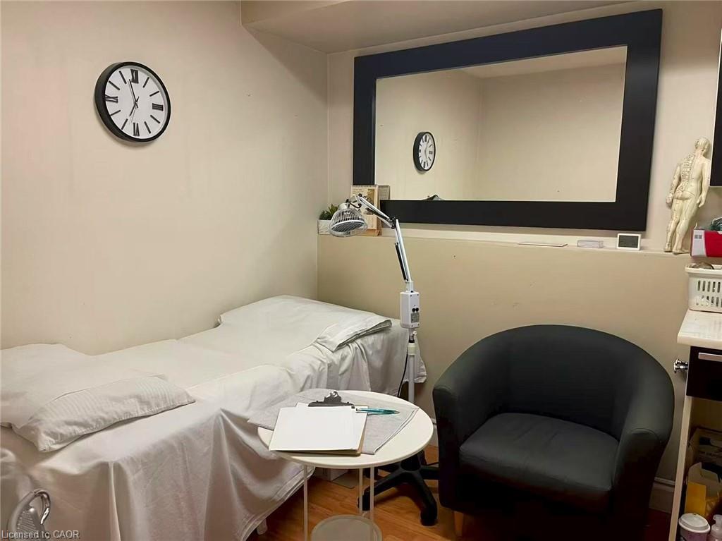 265 Queen Street S Property Photo 12