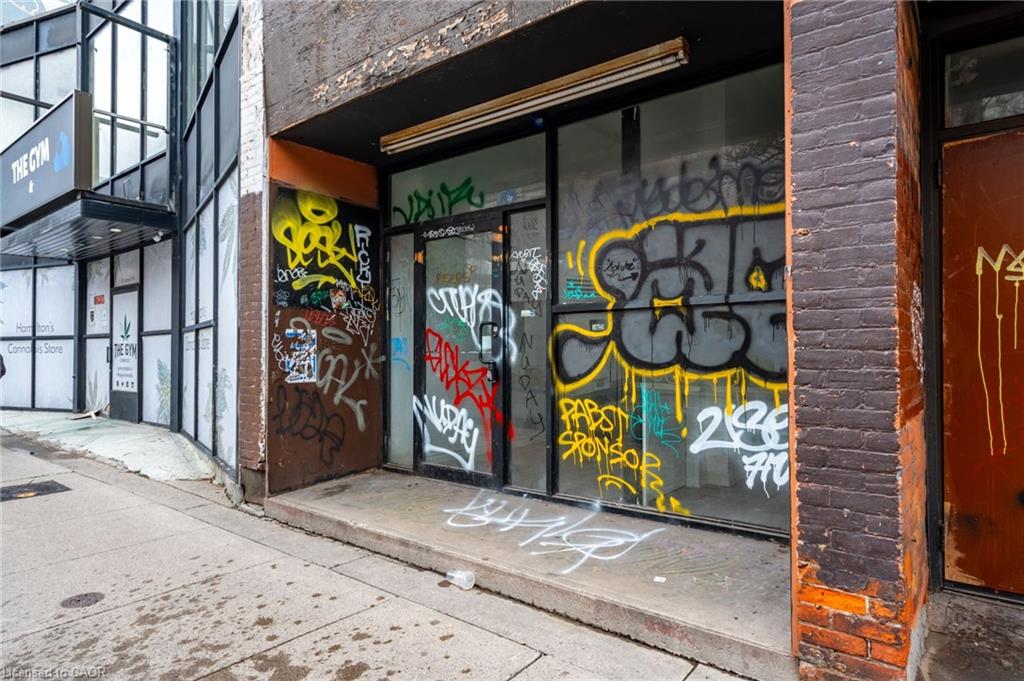 2-135 James Street N Property Photo 6