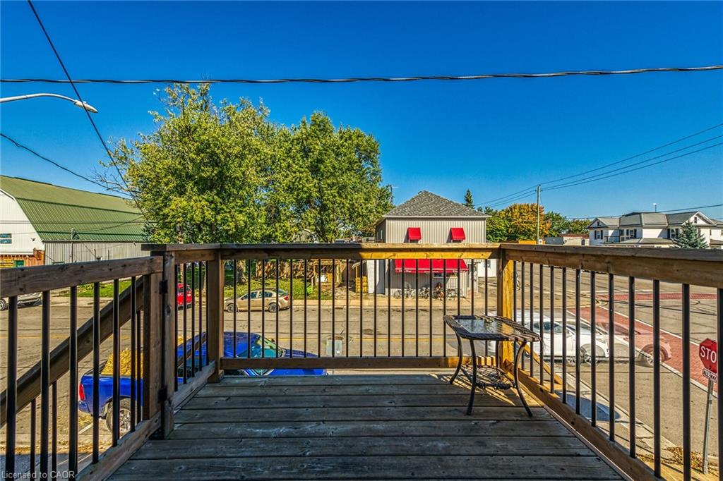 2 Erie Avenue S Property Photo 19