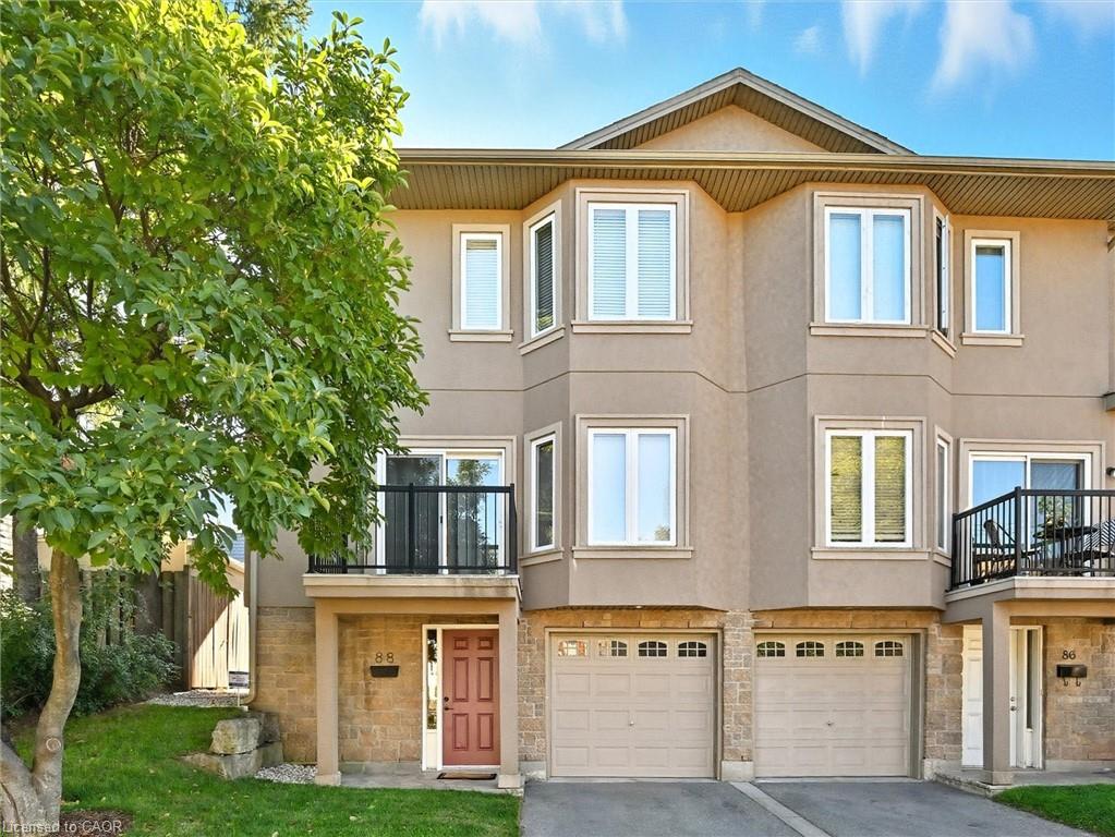 88 Wood Street E Property Photo 1