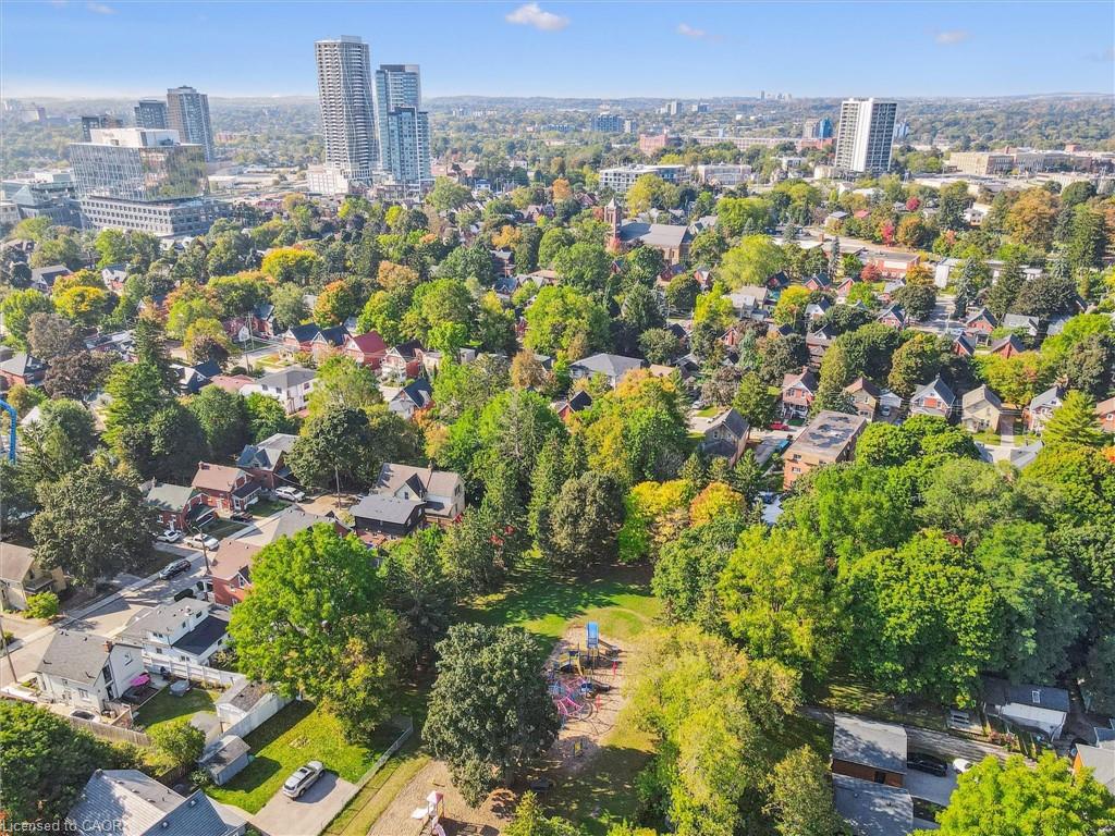 126 Waterloo Street Property Photo 16