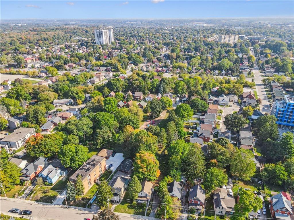 126 Waterloo Street Property Photo 19