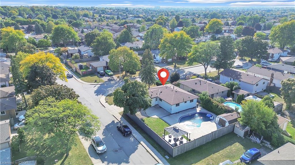 4 Lisa Court Property Photo 1