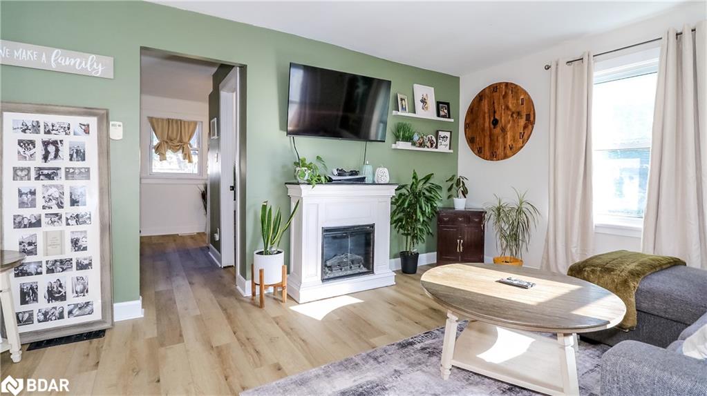 7 Albany Avenue Property Photo 3