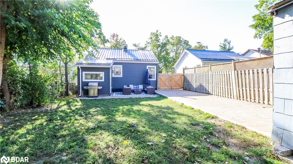 7 Albany Avenue Property Photo 19