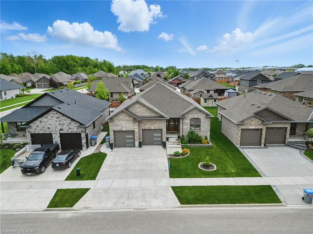 107 Forbes Crescent Property Photo 1