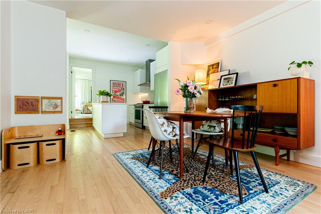 163 Ferrie Street E Property Photo 8