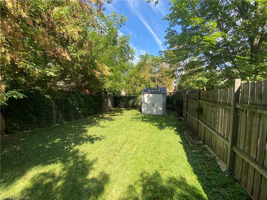 163 Ferrie Street E Property Photo 33