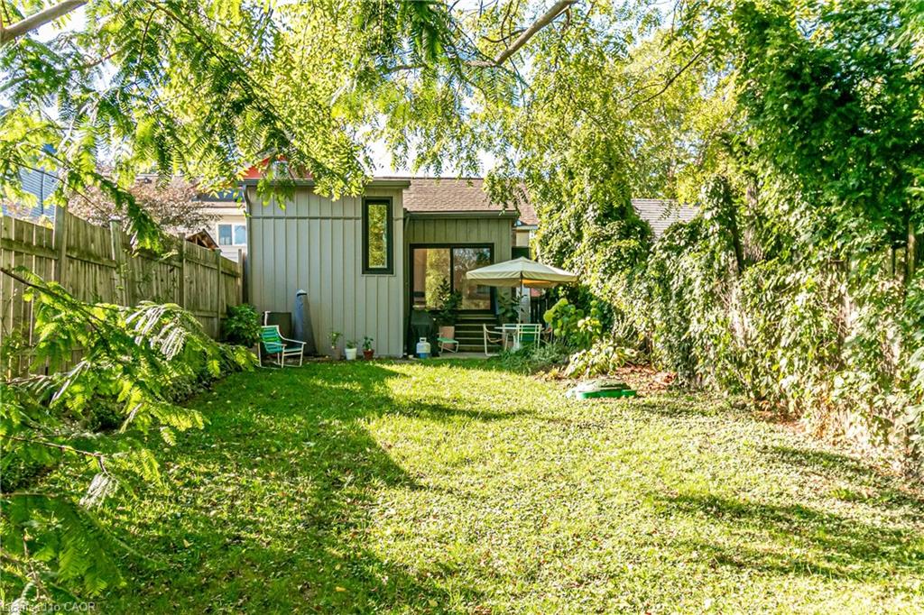 163 Ferrie Street E Property Photo 35