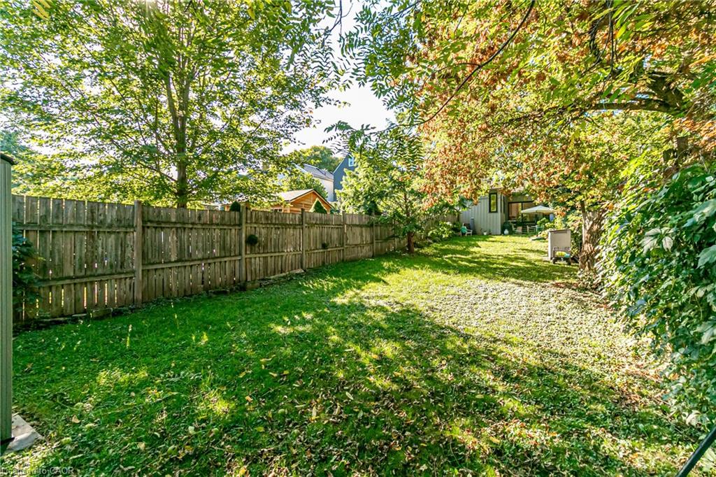 163 Ferrie Street E Property Photo 37