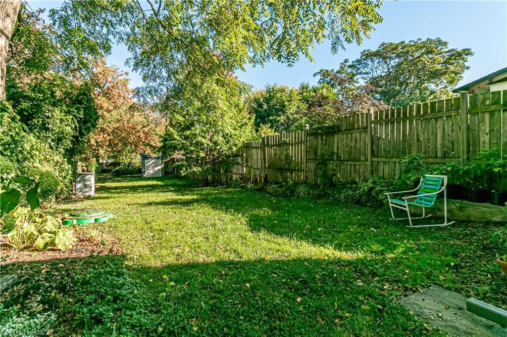 163 Ferrie Street E Property Photo 38