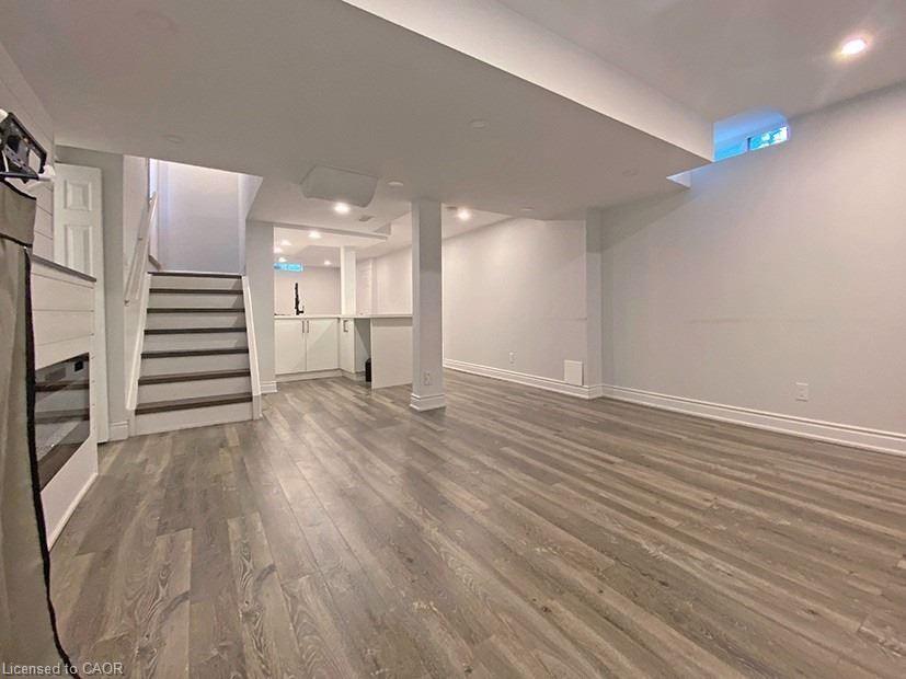 4230 Fuller Crescent Property Photo 26