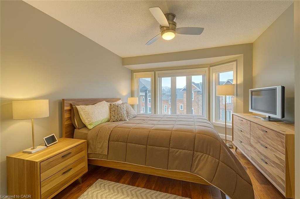 18-245 Bishop Street S Property Photo 8