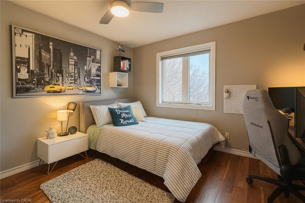 18-245 Bishop Street S Property Photo 11