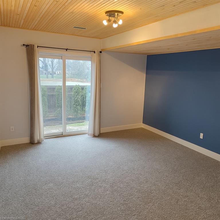 18-245 Bishop Street S Property Photo 18