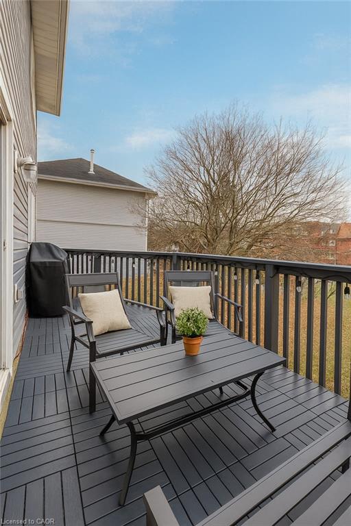 18-245 Bishop Street S Property Photo 19