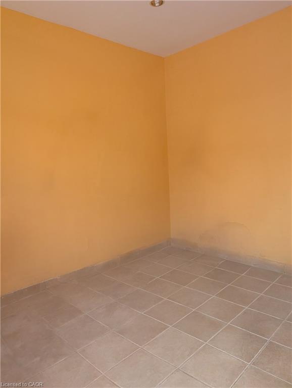 D17-63 Silver Star Boulevard Property Photo 6