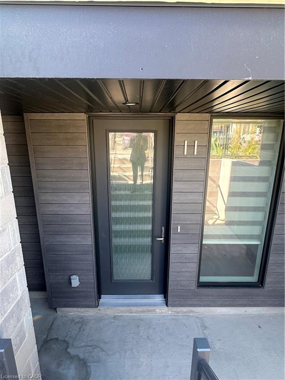 E11-261 Woodbine Avenue Property Photo 2