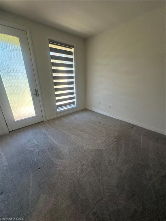 E11-261 Woodbine Avenue Property Photo 14